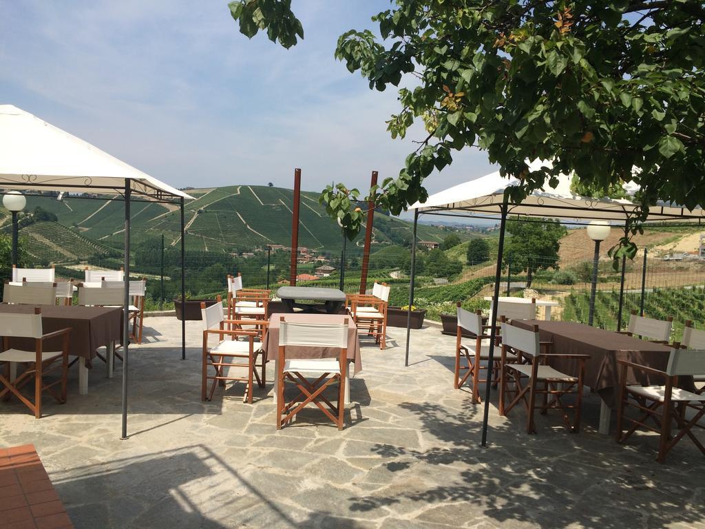 مبيت وإفطار Neviglie La Terrazza Del Barbaresco المظهر الخارجي الصورة