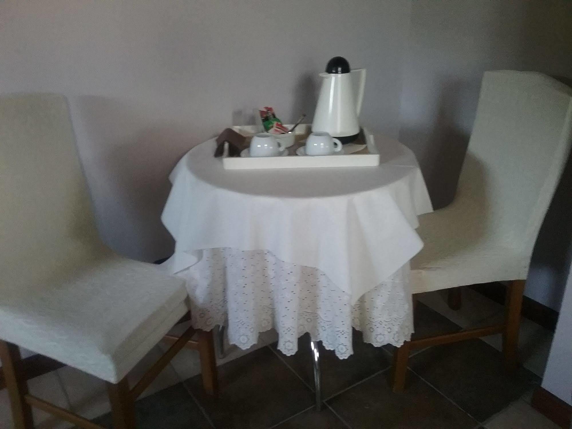 مبيت وإفطار Neviglie La Terrazza Del Barbaresco المظهر الخارجي الصورة